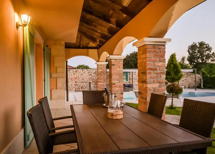 Beleca Βίλα Kras